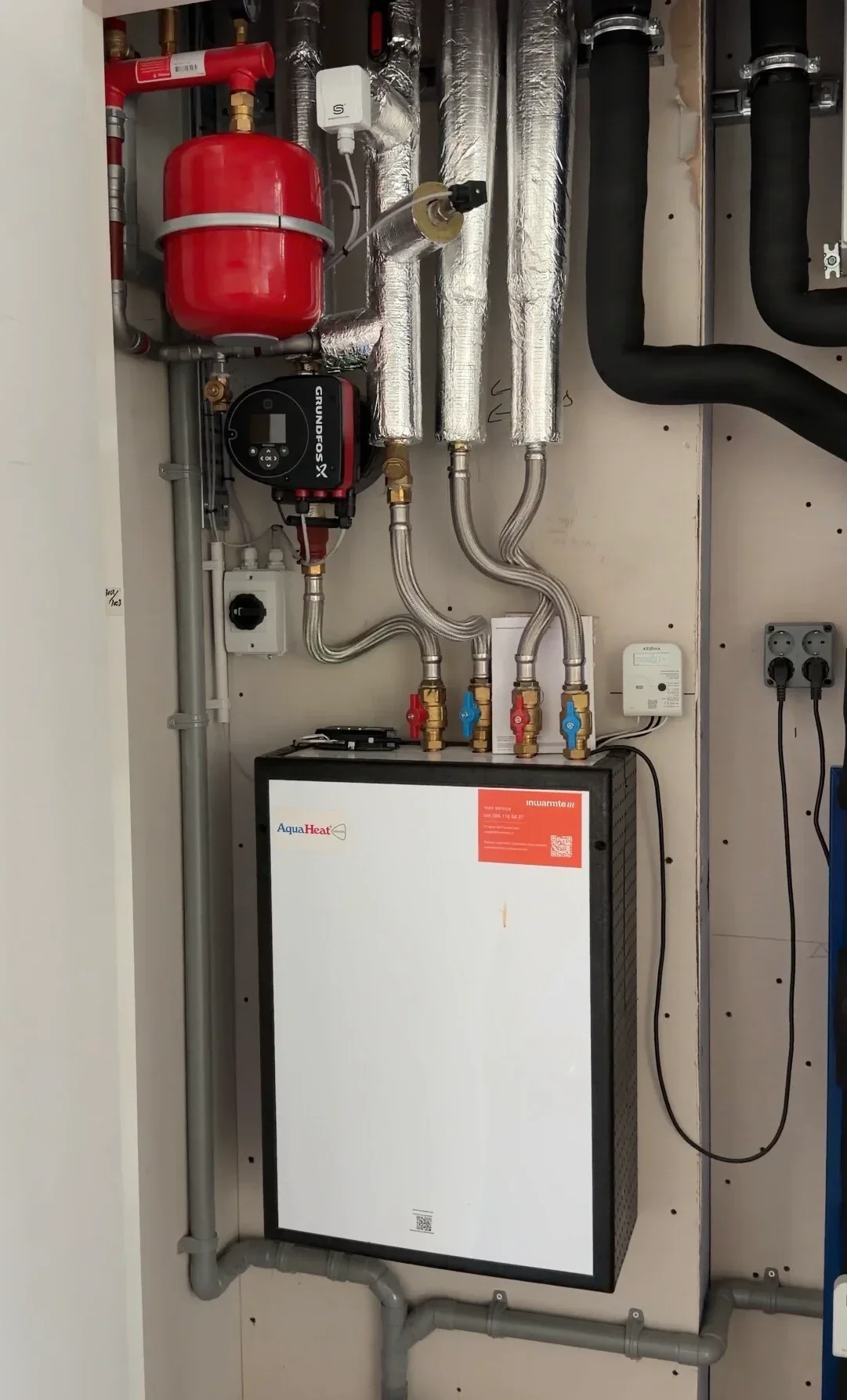 Klimaatinstallatie in de technische ruimte bij Amenities